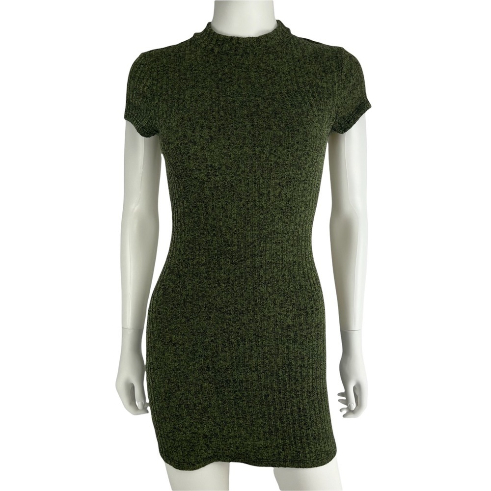 Mod Ref Cut Out Back Knitted Ribbed Dress Womens Size S‎ (I10185)